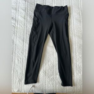Fabletics cropped legging
